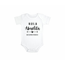 將圖片載入圖庫檢視器 Hola Abuelita Baby Pregnancy Announcement Bodysuit
